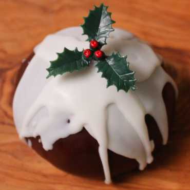 Christmas Pudding Mature Scottish Cheddar